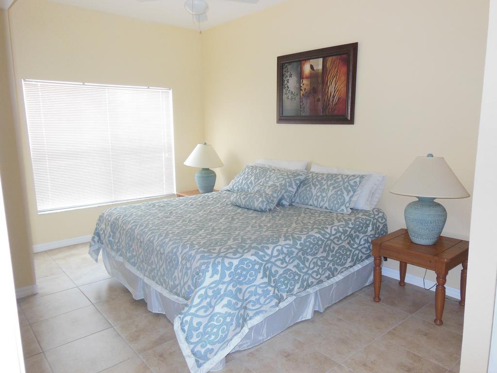 Villas At Seven Dwarfs Lane Resort Kissimmee Bagian luar foto